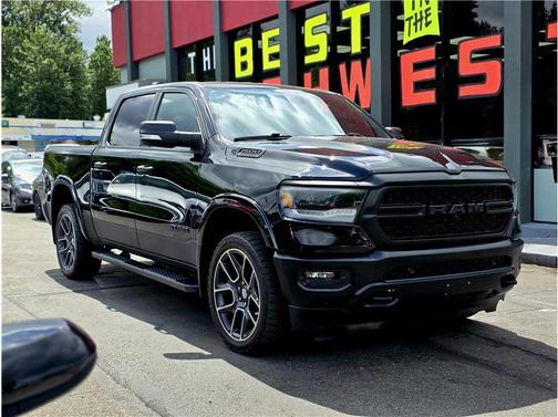 Diamond Black Crystal Pearl 2020 RAM 1500 Big Horn/Lone Star