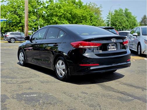 Phantom Black 2018 Hyundai ELANTRA SE