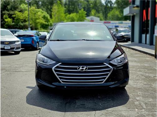 Phantom Black 2018 Hyundai ELANTRA SE