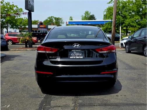 Phantom Black 2018 Hyundai ELANTRA SE