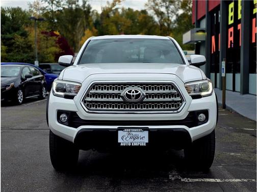 2017 Toyota Tacoma SR5