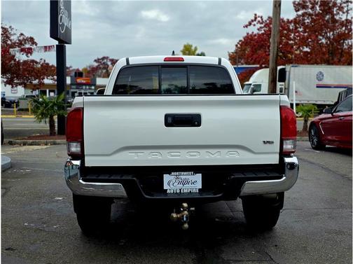 2017 Toyota Tacoma SR5