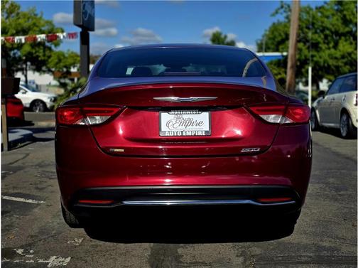 2015 Chrysler 200 Limited