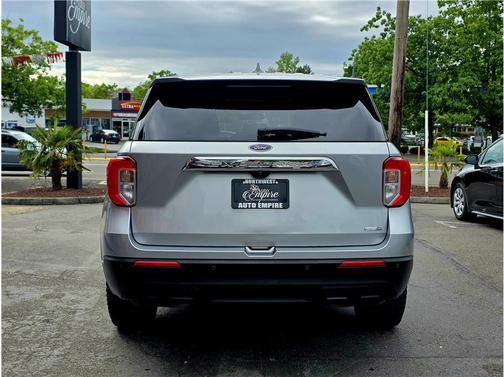 Iconic Silver Metallic 2020 Ford Explorer Sport Utility 4D