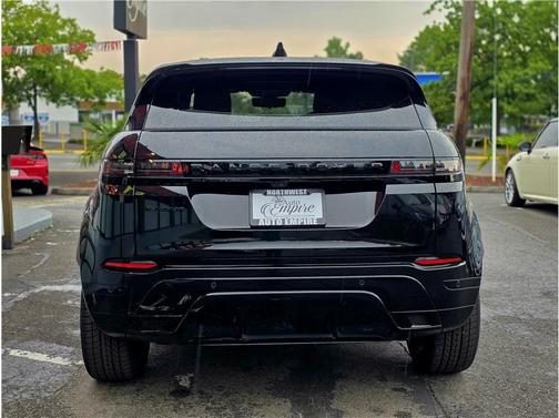 2026 Land Rover Range Rover Evoque Dynamic SE
