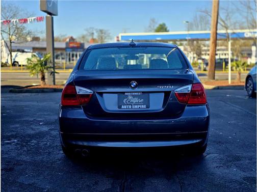 2007 BMW 328 328i Sedan 4D