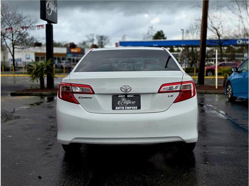 2012 Toyota Camry LE