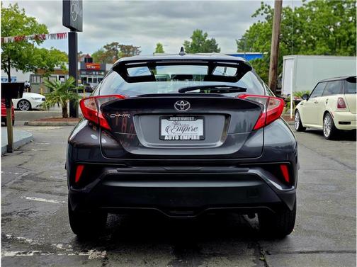 2019 Toyota C-HR LE