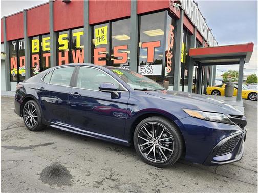 2021 Toyota Camry SE