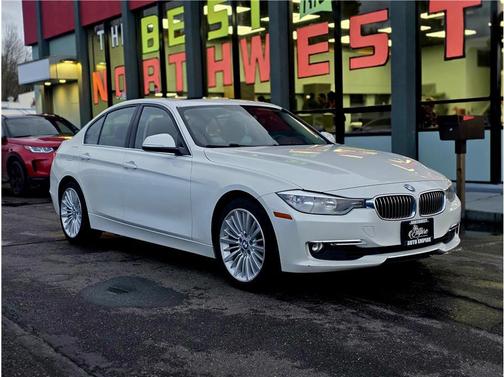 2013 BMW 328 328i Sedan 4D