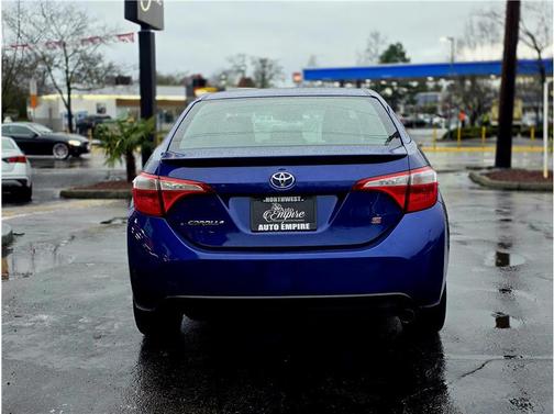 Blue Crush Metallic 2015 Toyota Corolla S Plus