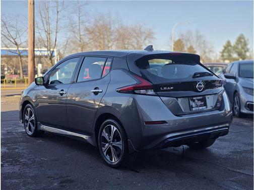2022 Nissan Leaf SL PLUS 62 kWh