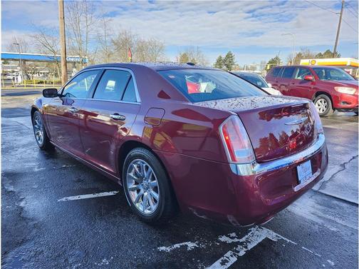 2012 Chrysler 300 Limited