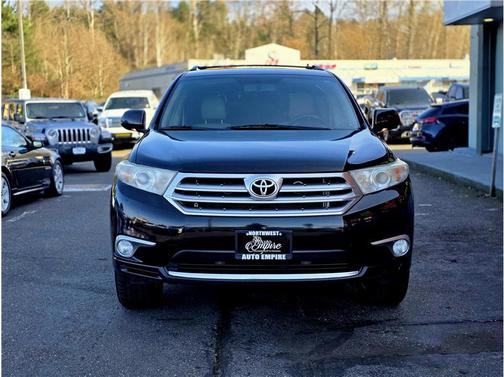Black 2013 Toyota Highlander Limited