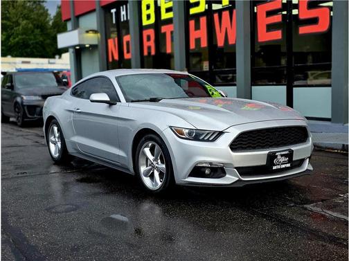 Ingot Silver Metallic 2015 Ford Mustang V6