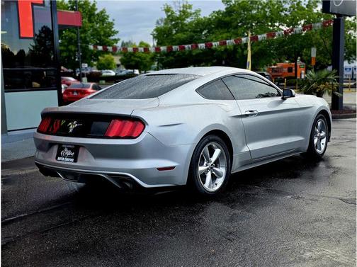 Ingot Silver Metallic 2015 Ford Mustang V6