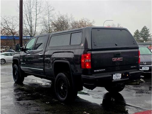 2015 GMC Sierra 2500 Denali