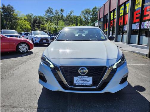 2021 Nissan Altima SR FWD