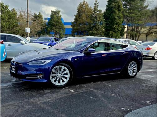 2017 Tesla Model S 75D
