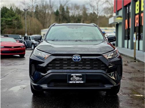 2020 Toyota RAV4 Hybrid LE