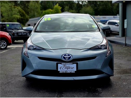 2016 Toyota Prius Two