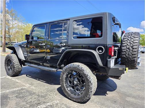 2013 Jeep Wrangler Unlimited Sport