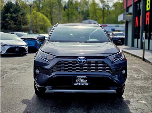 Magnetic Gray Metallic w/Black Roof 2019 Toyota RAV4 Hybrid SE