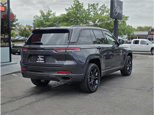 Baltic Gray Metallic Clearcoat 2023 Jeep Grand Cherokee 4xe 30th Anniversary