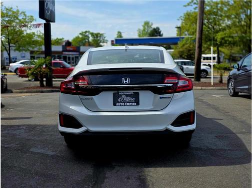 Platinum White Pearl 2018 Honda Clarity Plug-In Hybrid Base