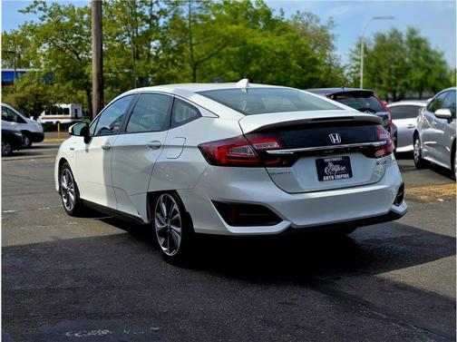 Platinum White Pearl 2018 Honda Clarity Plug-In Hybrid Base