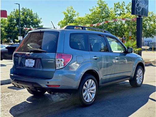 2011 Subaru Forester 2.5 X Premium