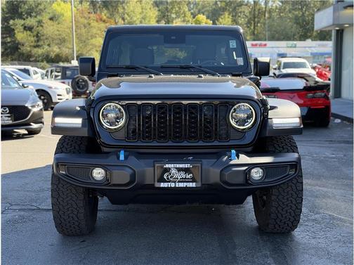Black Clearcoat 2024 Jeep Wrangler 4xe Willys