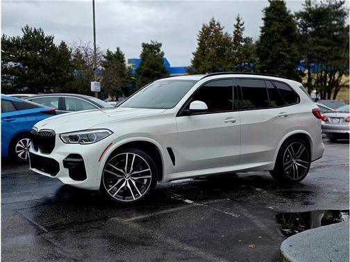 2022 BMW X5 M50i