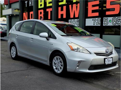 2013 Toyota Prius v Two