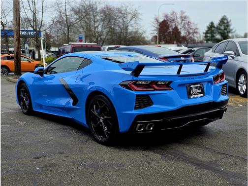 Rapid Blue 2022 Chevrolet Corvette Stingray w/3LT