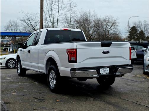 Oxford White 2017 Ford F-150 XLT