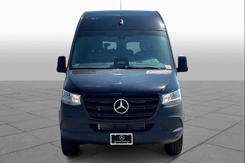 2025 Mercedes-Benz Sprinter 2500 Standard Roof