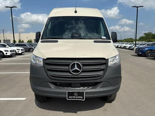 2025 Mercedes-Benz Sprinter 2500 Standard Roof