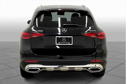2025 Mercedes-Benz GLC 300 4MATIC