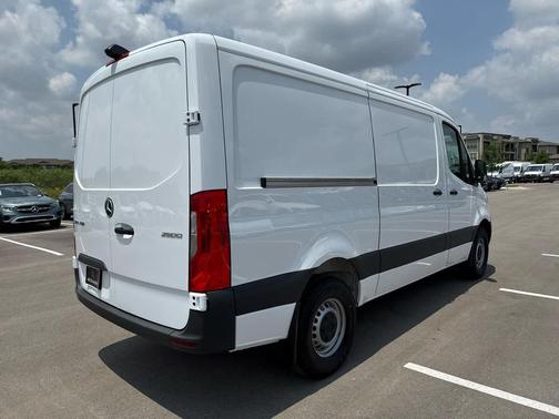 2025 Mercedes-Benz Sprinter 2500 Standard Roof