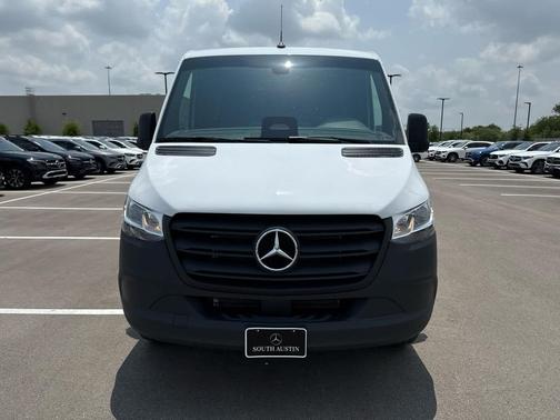 2025 Mercedes-Benz Sprinter 2500 Standard Roof