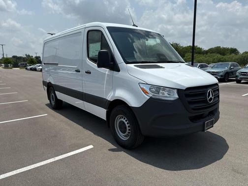 2025 Mercedes-Benz Sprinter 2500 Standard Roof