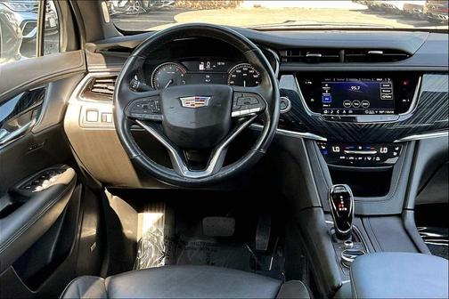 2024 Cadillac XT6 Premium Luxury FWD