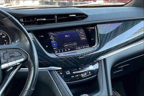 2024 Cadillac XT6 Premium Luxury FWD