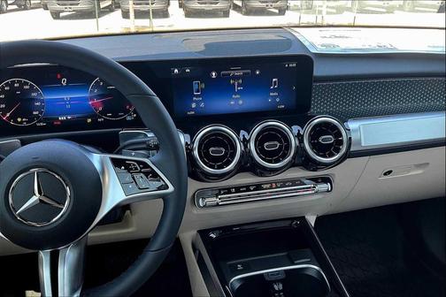 2026 Mercedes-Benz GLB 250 Base