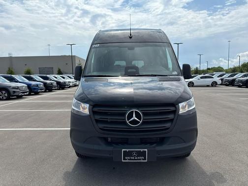 2025 Mercedes-Benz Sprinter 2500 Standard Roof