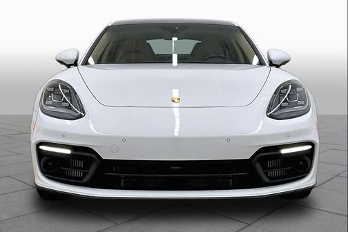 Carrara White Metallic 2023 Porsche Panamera Platinum Edition