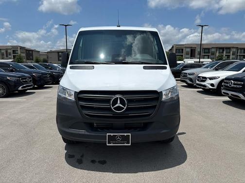 Arctic White 2026 Mercedes-Benz Sprinter 2500 Standard Roof
