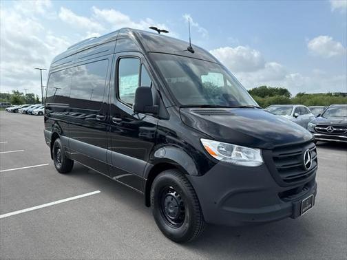 2025 Mercedes-Benz Sprinter 2500 Standard Roof
