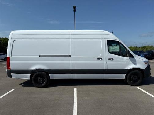 2025 Mercedes-Benz Sprinter 2500 High Roof